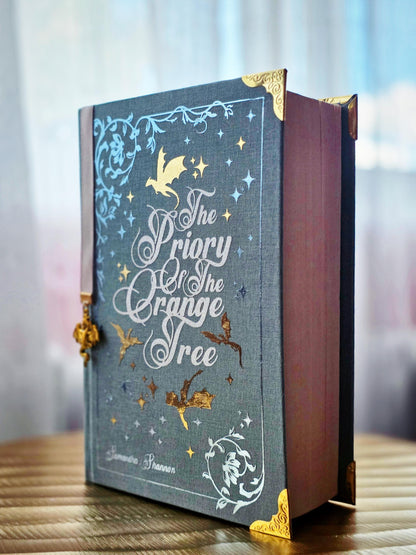 The Priory Of The Orange Tree Set by Samantha Shannon